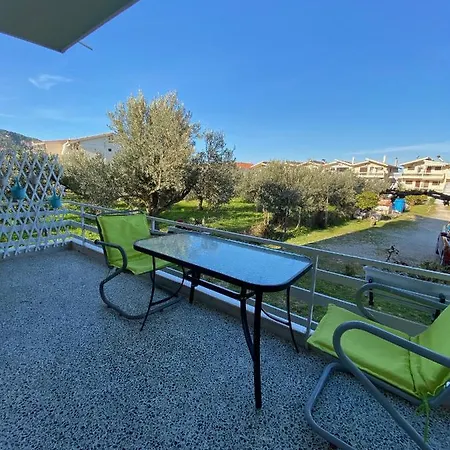 Apartmán Mpanos Sea 1 *