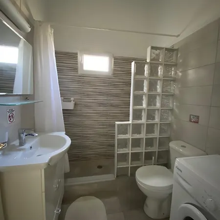 Mpanos Sea 1 Apartmán *