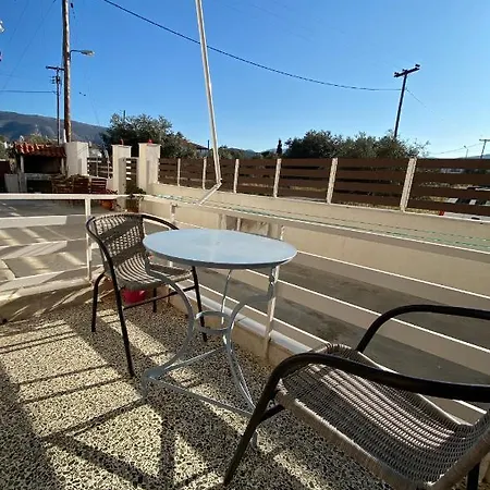 Apartament Mpanos Sea 1 *